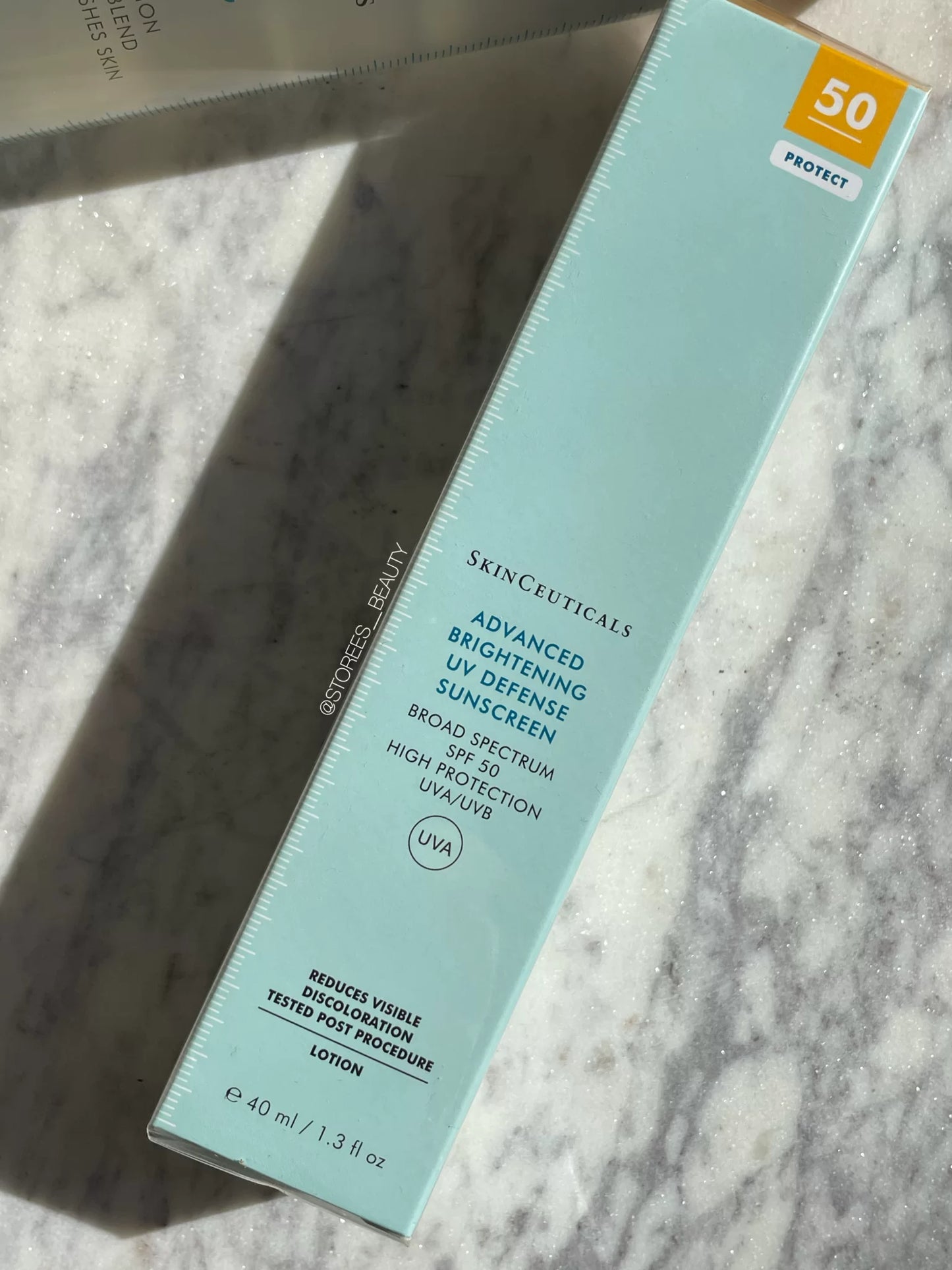 Легкий солнцезащитный крем Advanced Brightening Uv Defense Spf 50