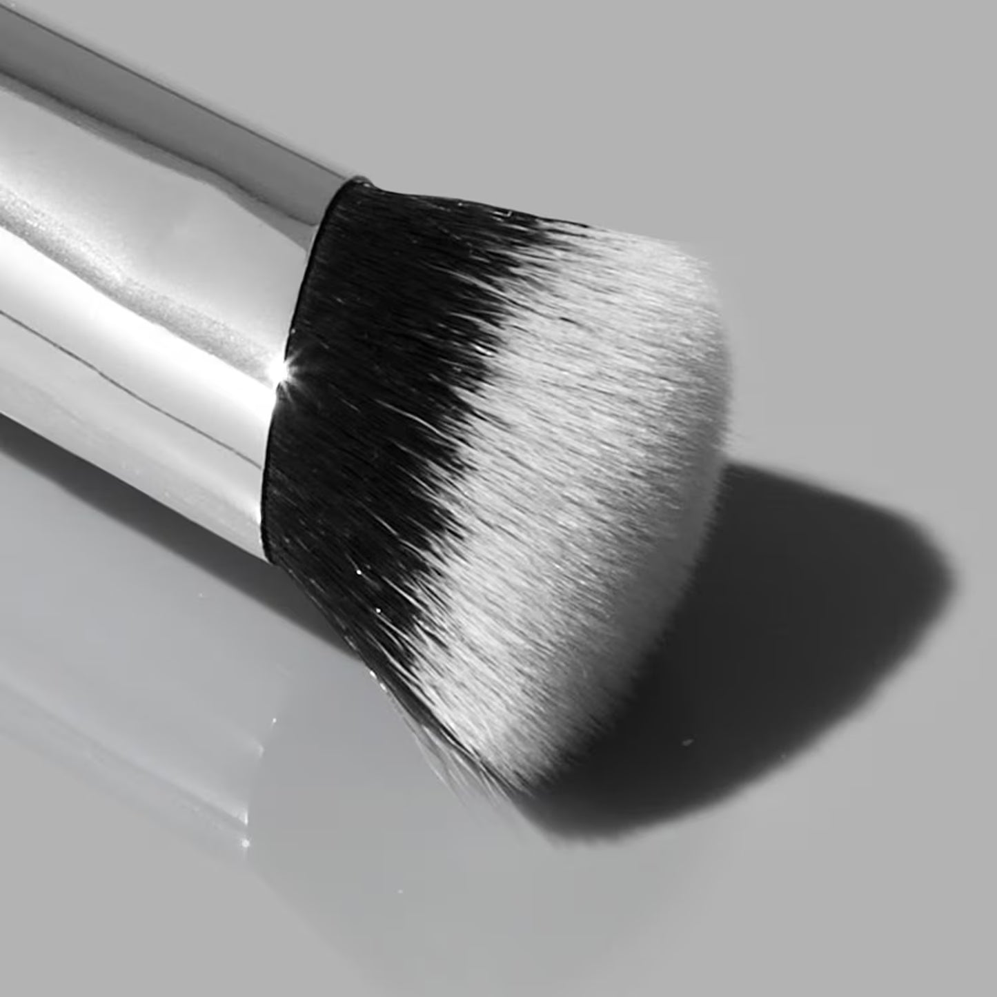 Пензлик для консилера Cruelty-Free Concealer Brush HAUS LABS