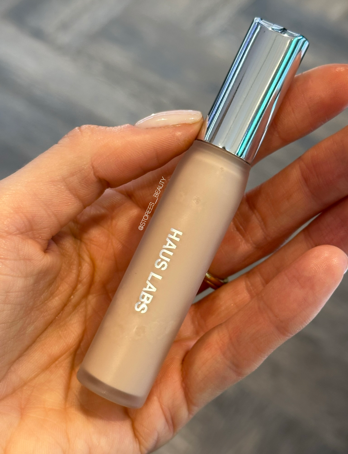 Консилер Triclone Skin Tech Hydrating Concealer
