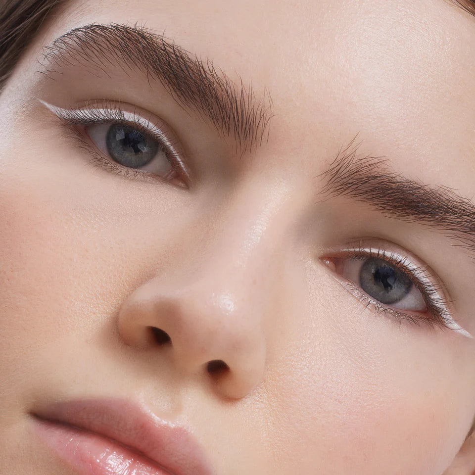 Лайнер для очей Satin Kajal Liner