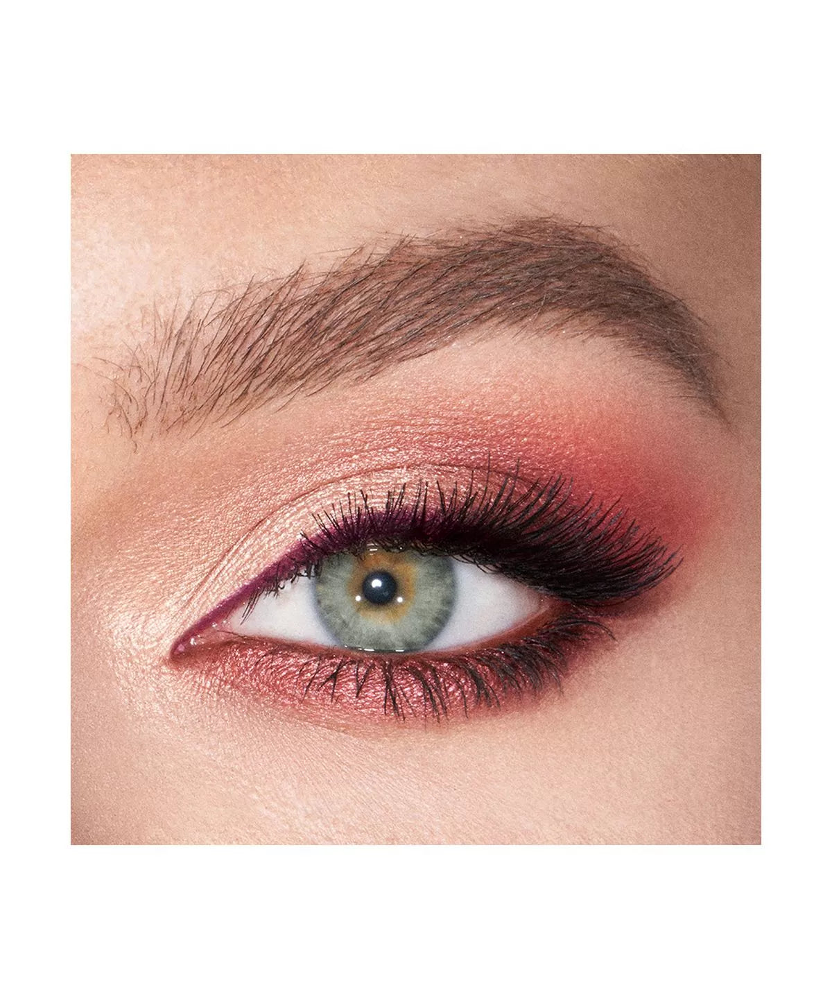 Палетка теней Mesmerising Maroon