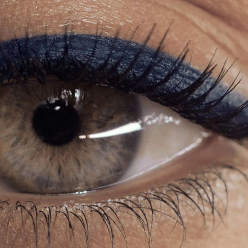 Лайнер для очей Satin Kajal Liner
