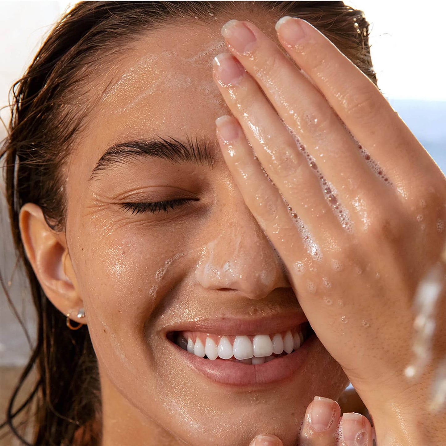 Гель для вмивання із кислотами Super Amino Gel Cleanser Summer Fridays