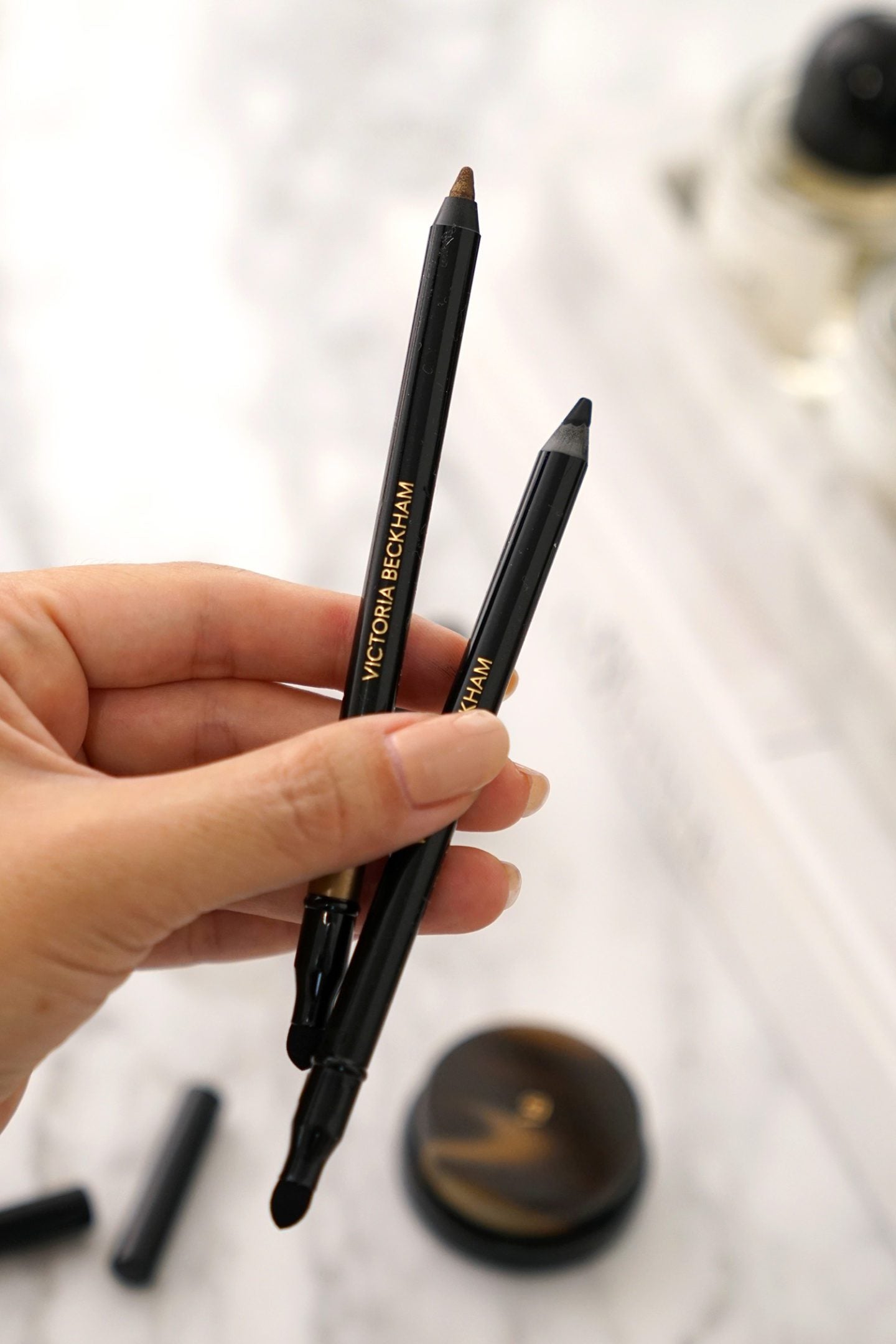 Лайнер для очей Satin Kajal Liner VICTORIA BECKHAM BEAUTY