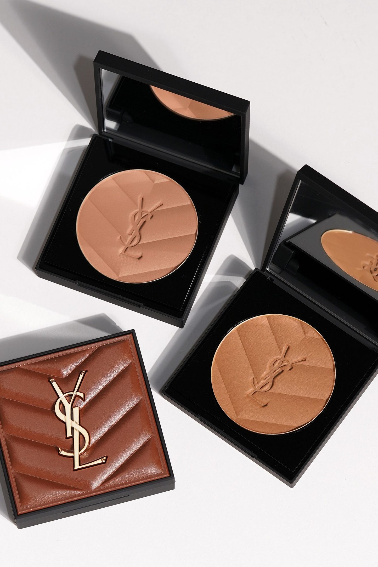 Бронзер Yves Saint Laurent All Hours Hyper Bronze