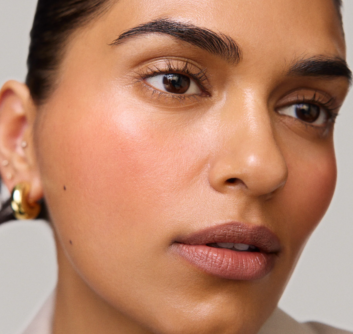 Олівець для губ  Signature Lip Sheer Lip Liner  MERIT BEAUTY