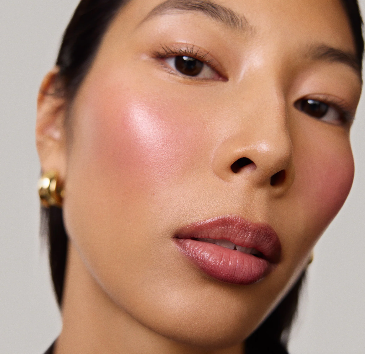 Олівець для губ  Signature Lip Sheer Lip Liner  MERIT BEAUTY