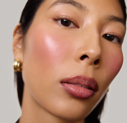 Олівець для губ  Signature Lip Sheer Lip Liner  MERIT BEAUTY