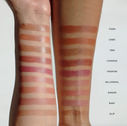 Сатинова помада Signature Lip Lightweight Satin Lipstick MERIT BEAUTY