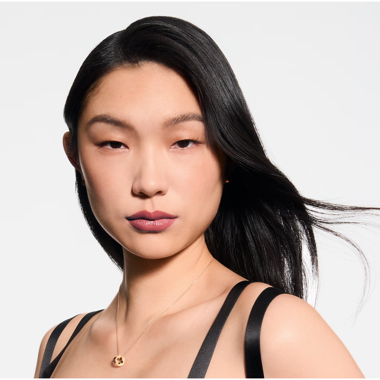 Сатинова помада LV Rouge Lipstick