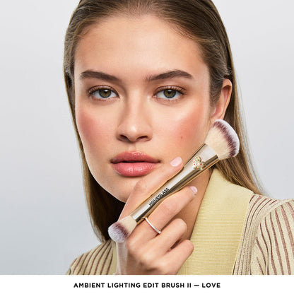 Лімітований пензлик Ambient Lighting Edit Brush II Love Hourglass