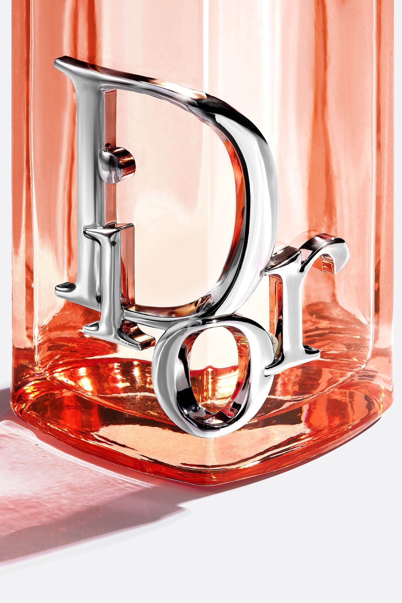 Парфум Addict Peachy Glow Eau de Parfum Dior – Storees Beauty
