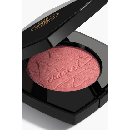 Лімітовані румʼяна Mont Rose Blush Chanel