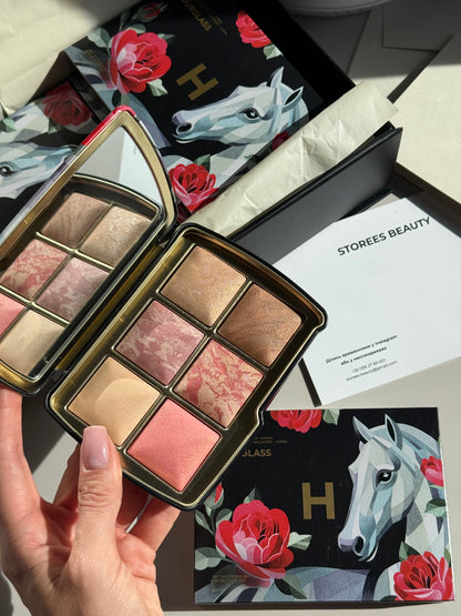 Лімітована палетка Ambient Lighting Unlocked Horse Palette
