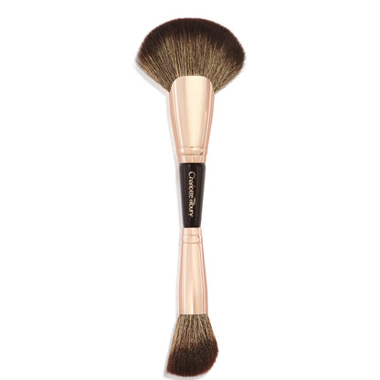 Пензлик  Airbrush Flawless Easy Soft Blur Bronzer + Blusher Brush Charlotte Tilbury