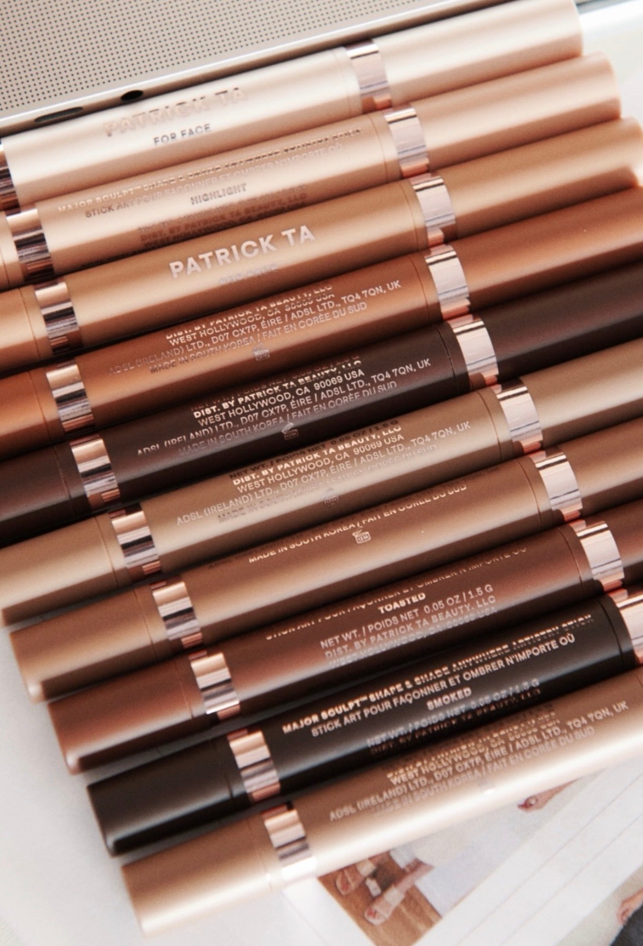 Контур стік  Major Sculpt Shape & Shade Anywhere Artistry Stick Patrick Ta