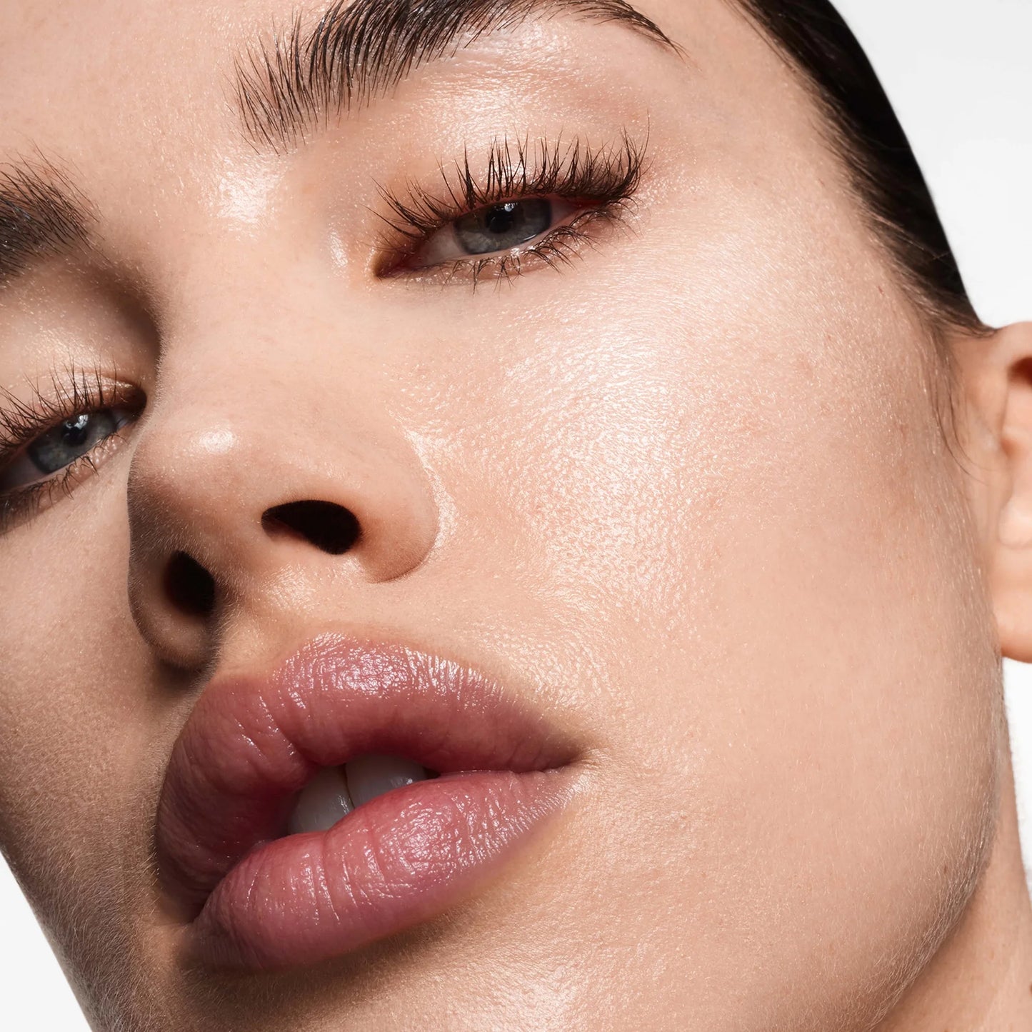 Cерум-праймер Skinlacq Serum - Glass Isamaya