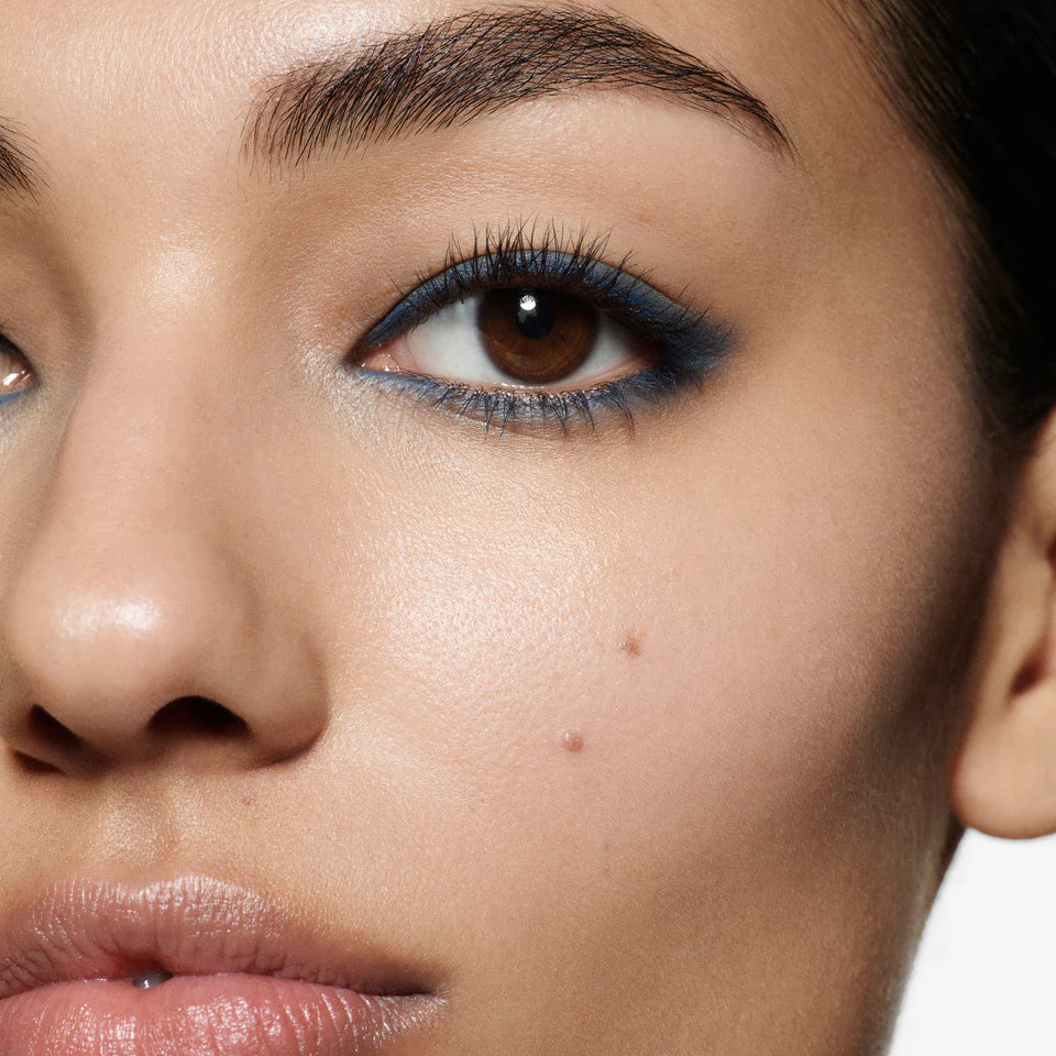 Лайнер для очей Satin Kajal Liner