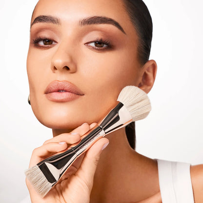 Пензлик для тону Skin Perfecting Foundation Brush