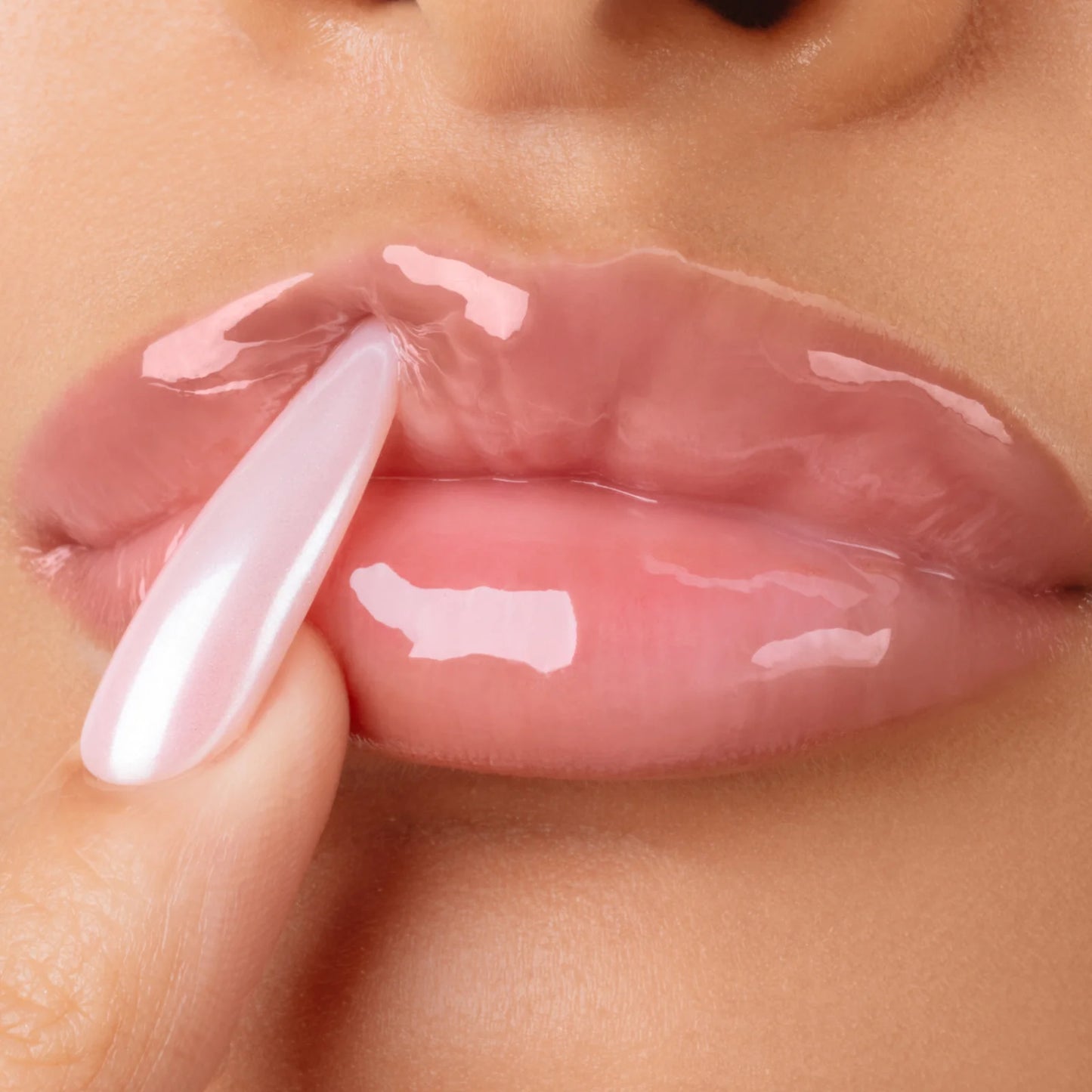 Олія для губ Honey Infused Lip Oil Fall Edition